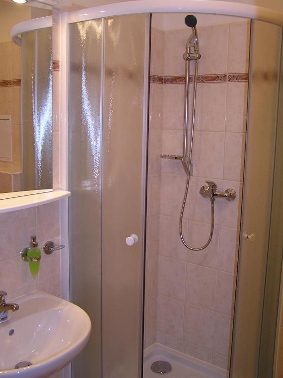 Gonda Apartments Hradec Králové Szoba fotó