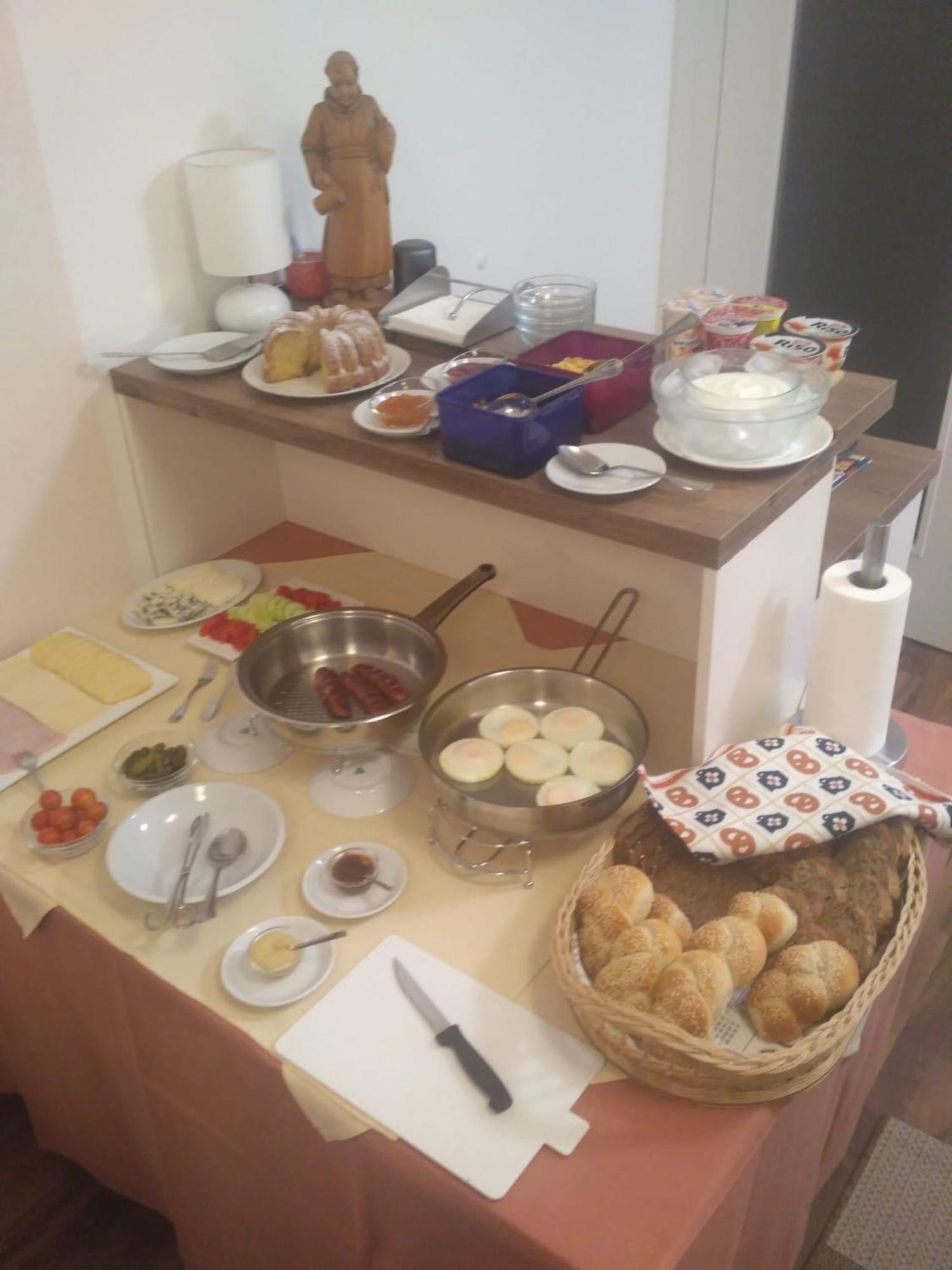 Gonda Apartments Hradec Králové Kültér fotó
