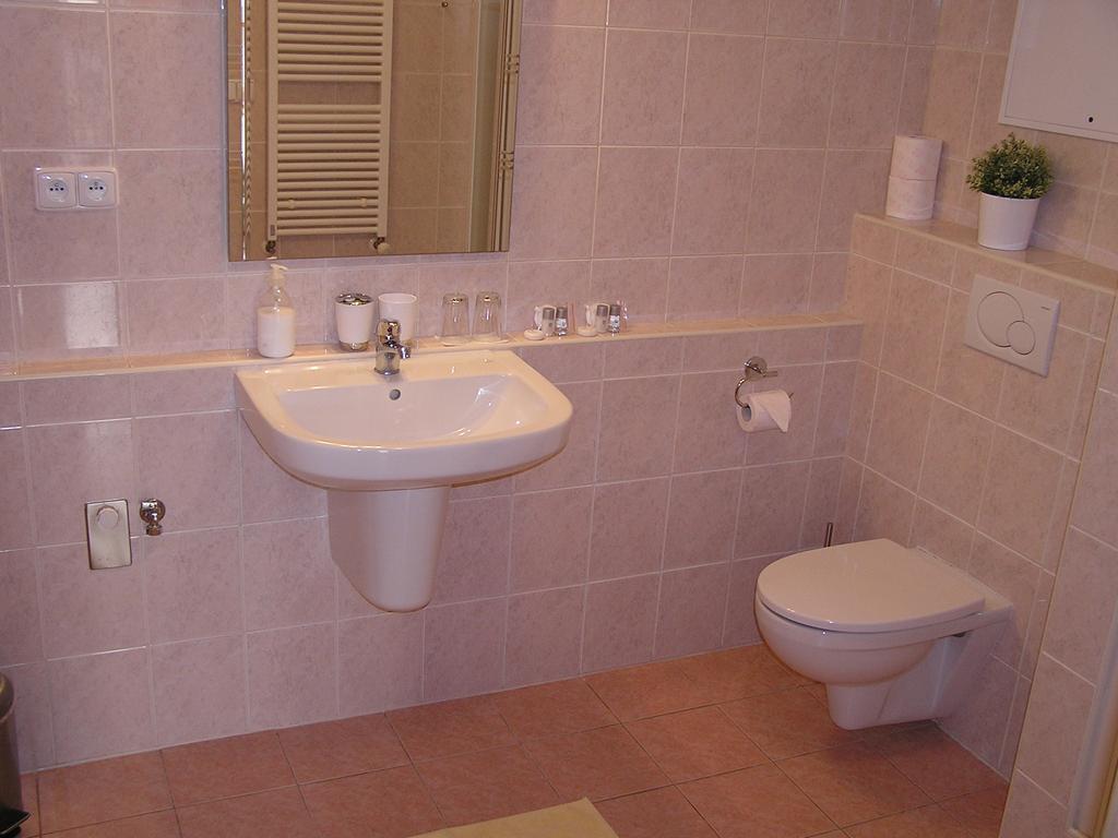 Gonda Apartments Hradec Králové Kültér fotó