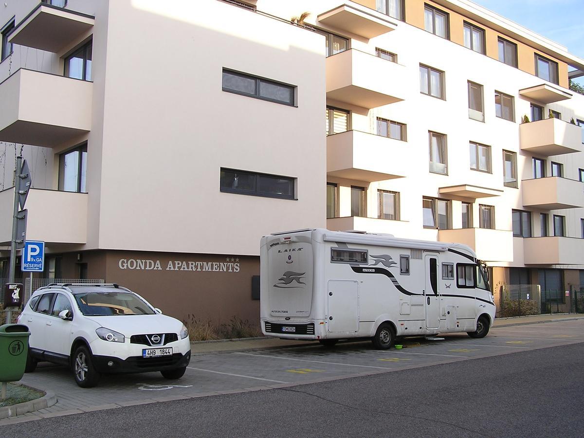 Gonda Apartments Hradec Králové Kültér fotó